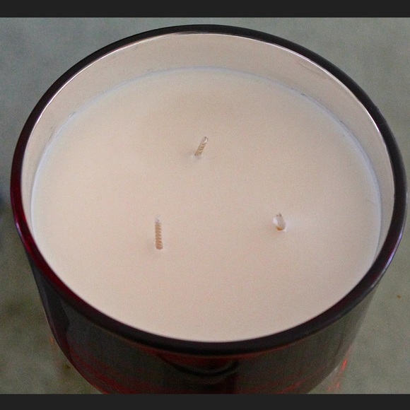 DW HOME CANDLE SANDALWOOD ROSE RICHLY SCENTED NEW - Picture 2 of 3